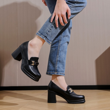 Wholesaler LOV'IT - Loafers with heel