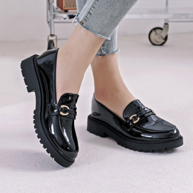 Wholesaler LOV'IT - Moccasins with decorative buckle