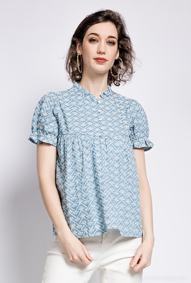 Großhändler LOVIE & Co - Embroidered blouse