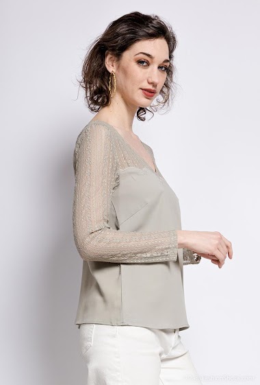 Wholesaler LOVIE & Co - Feminine blouse
