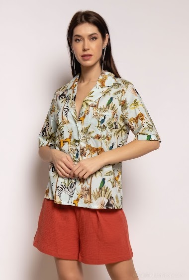 Wholesaler LOVIE & Co - Printed shirt with blazer collar