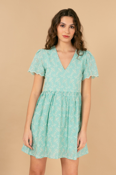 Wholesaler LOVIE & Co - Embroidered cotton plain dress
