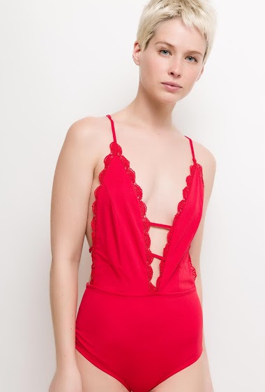 Wholesalers Lucce - Feminine body with open back