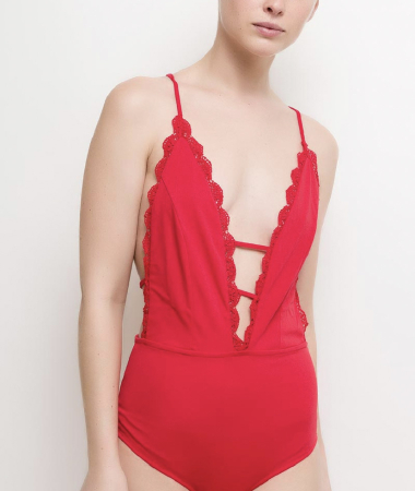 Wholesaler LUCCE - Feminine body with open back