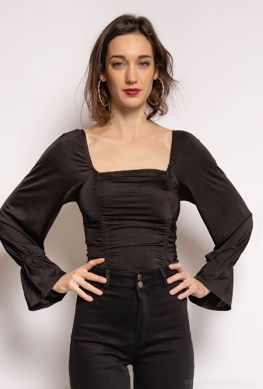 Großhändler LUCCE - Ruched bodysuit with puff sleeves