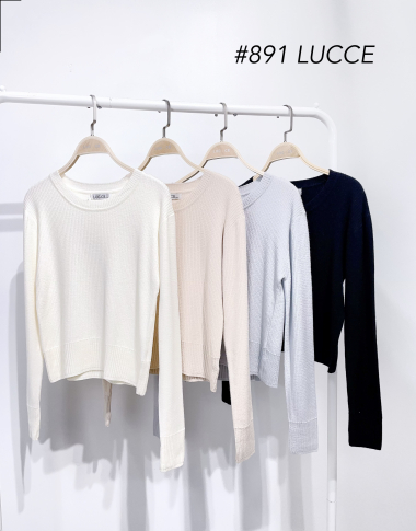 Grossiste LUCCE - Pull simple en maille fine