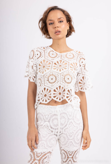 Wholesaler LUCCE - Embroidered half-sleeved top