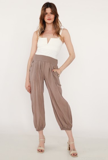 Wholesalers Lucky Nana - Loose-fitting pants with button.