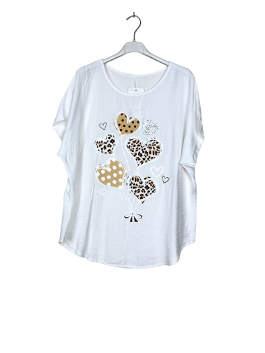 Wholesaler Lucky Nana - T-shirt with hearts pattern
