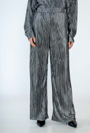 Wholesaler LUCY LUU - PLEATED TROUSERS