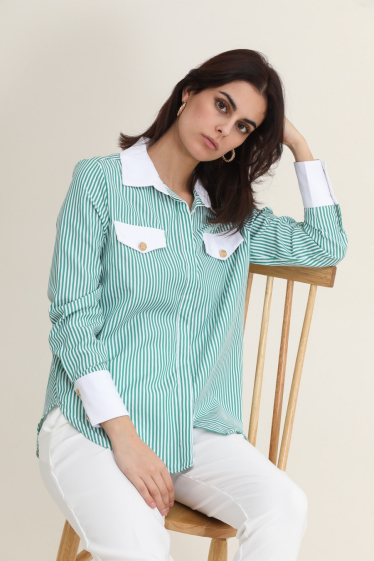 Wholesaler Lulumary - Striped shirt with gold buttons