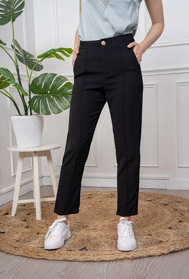 Wholesaler Lulumary - Straight cut pants with gold button