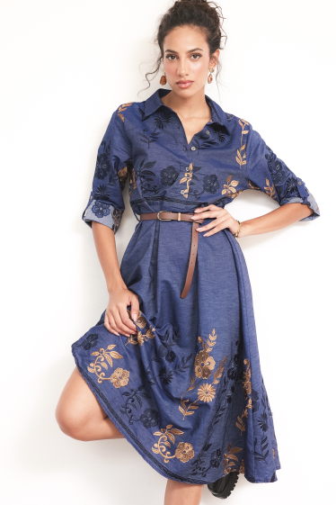 Wholesaler LUMINE - Long embroidered cotton dress with belt