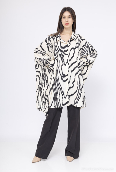 Wholesaler Lusa Mode - Square printed shirt with wide long sleeves