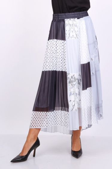 Wholesaler Lusa Mode - Pleated floral midi skirt