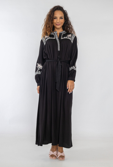Grossiste Lusa Mode - Robe longue abaya uni brodée avec ceinture