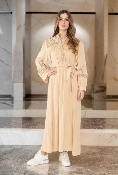 Mayorista Lusa Mode - Vestido abaya largo liso bordado con cinturón