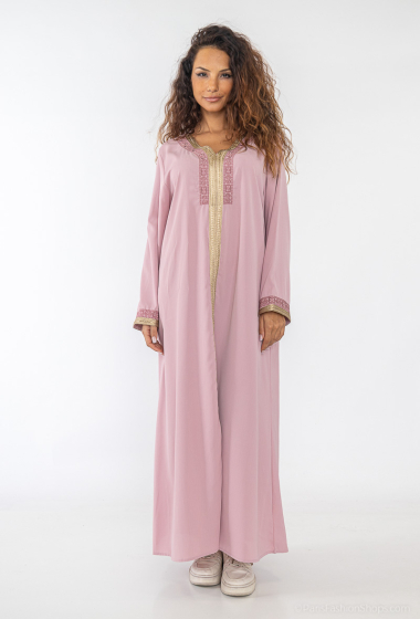 Grossiste Lusa Mode - Robe longue abaya uni brodée et bande dorée