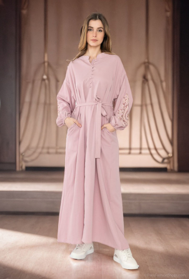 Wholesaler Lusa Mode - Long plain abaya dress with long sleeves, pockets and embroidery detail