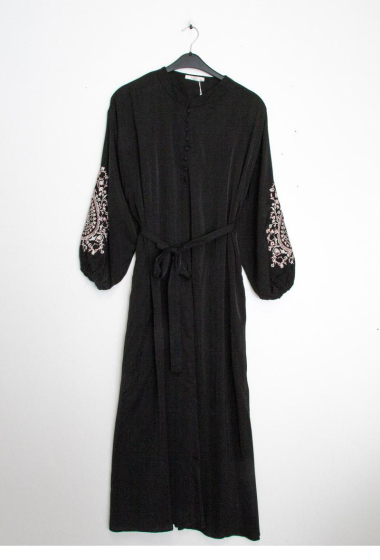 Grossiste Lusa Mode - Robe longue abaya uni manche longue avec poches et détail broderie