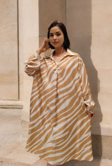 Grossiste Lusa Mode - Robe longue imprimée à rayures tissu similaire au lin