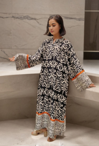 Großhändler Lusa Mode - Langes Kleid mit böhmischem Aufdruck
