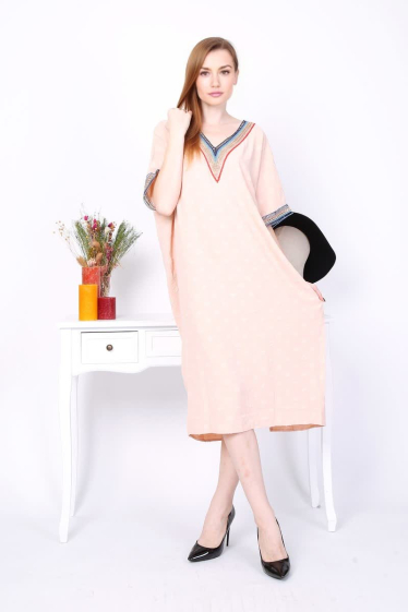 Wholesaler Lusa Mode - Mid-long pea fabric dress with fluid short sleeves