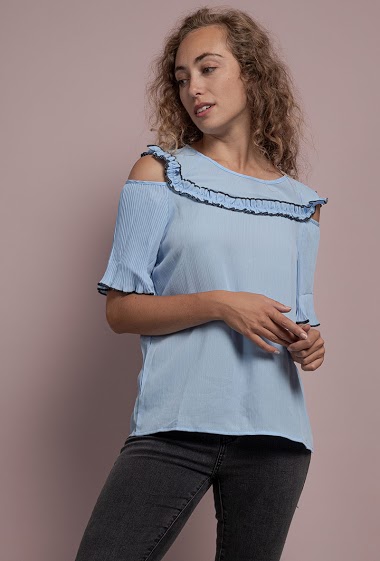 Wholesaler LUZABELLE - Cold shoulder blouse