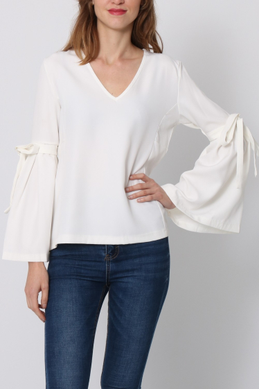 Wholesaler LUZABELLE - Blouse with tie-up sleeves