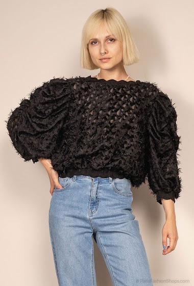 Wholesaler LUZABELLE - Open tie-up blouse with feather inspired material