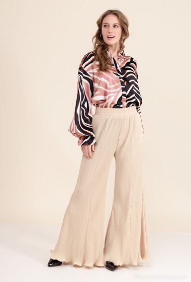 Wholesaler LUZABELLE - Flared pants with pleats