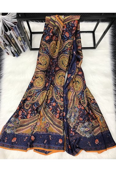 Wholesaler LX Moda - Scarf with printed pattern