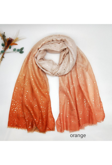 Wholesaler LX Moda - Women's scarf with gradient color