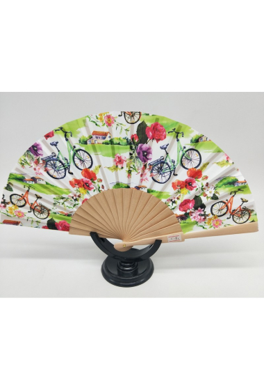 Wholesaler LX Moda - Wooden fan with pattern