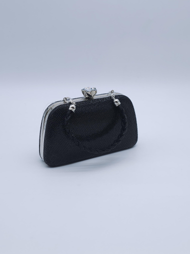 Wholesaler LX Moda - Women's clutch with embroidered chain