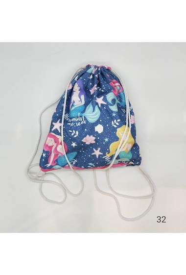 Wholesalers LX Moda - Backpack shaped beach towel