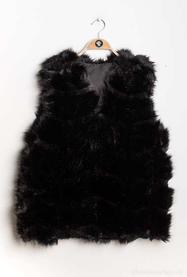 Wholesaler LX Moda - Sleeveless jacket in fur with striped effect