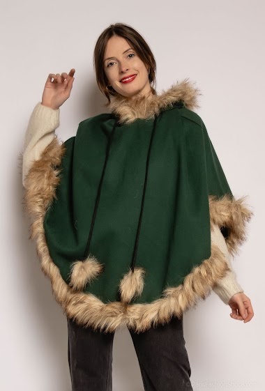 Wholesaler M.L Style - Poncho with fur
