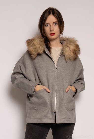 Großhändler M.L Style - Hooded jacket with removable fur