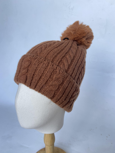 Großhändler Mac Moda - Set of women pompom chenille beanie with synthetic fur lining