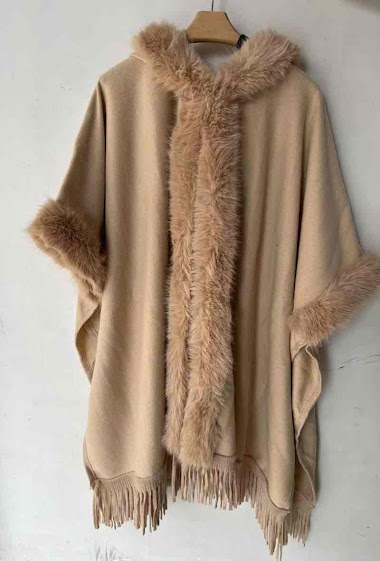 Wholesaler Mac Moda - Women's fringed hooded poncho with fur