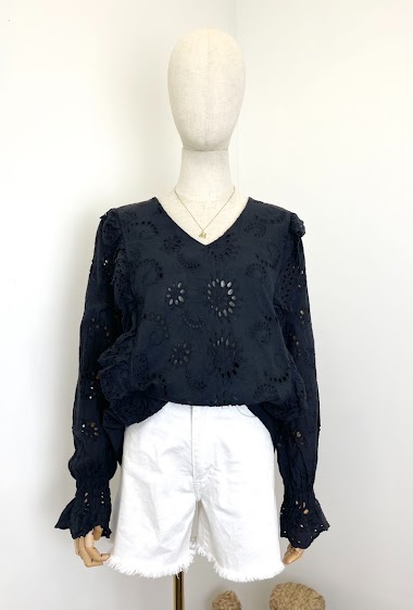 Wholesaler Maëlys Paris - Embroidery blouse