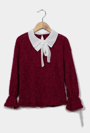 Sweater with long sleeve and collar
