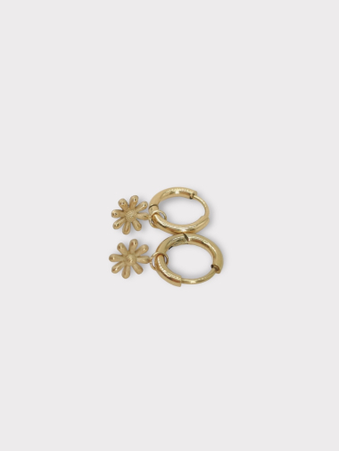 Grossiste MAISON OKAMI - Mini créole en acier inoxydable - pendentif fleur