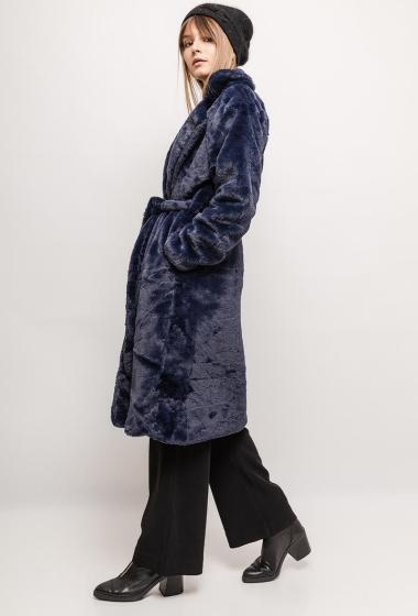 Grossiste MAR&CO Accessoires - Manteau long en fourrure avec ceinture