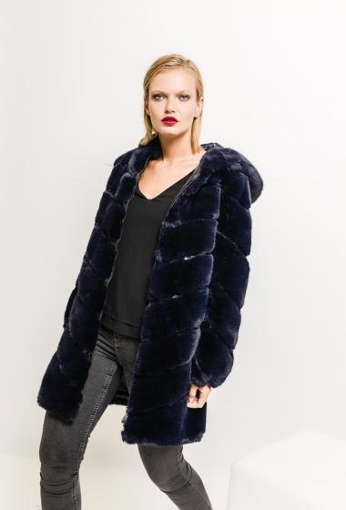 Mayorista MAR&CO - Hooded fur coat