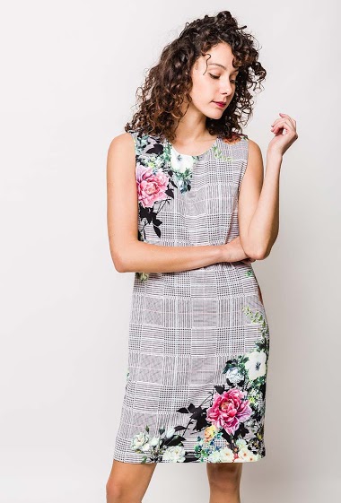 Wholesaler Marie June - Check dress with printed flowers