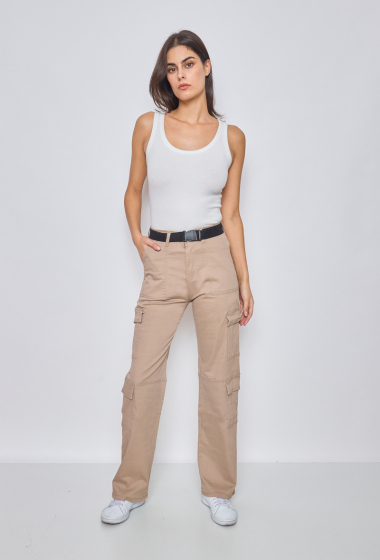 Wholesaler Marivy - Multi-pocket cargo stretch pants with belt