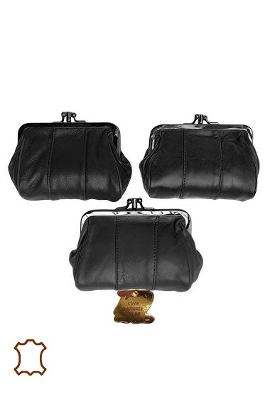 Leather clasp purse