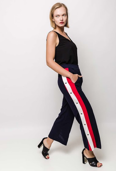 Grossiste MAR&CO - Pantalon large avec bandes latérales